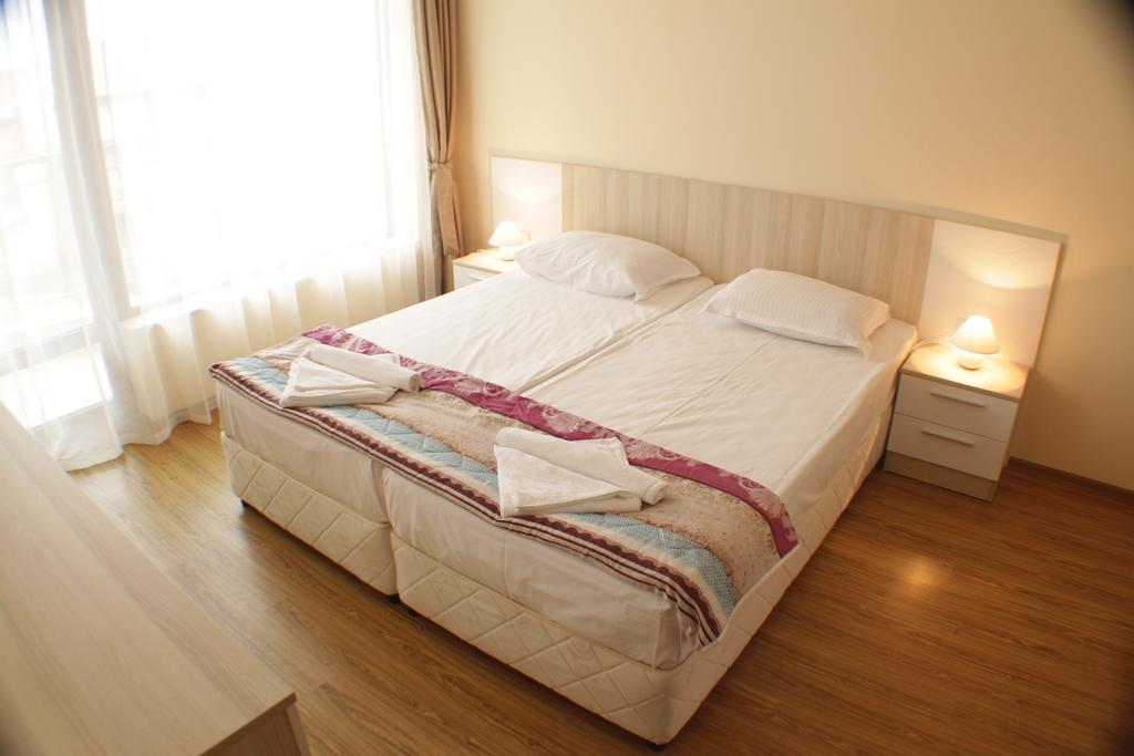 Aria Complex Apart otel Sveti Vlas Oda fotoğraf