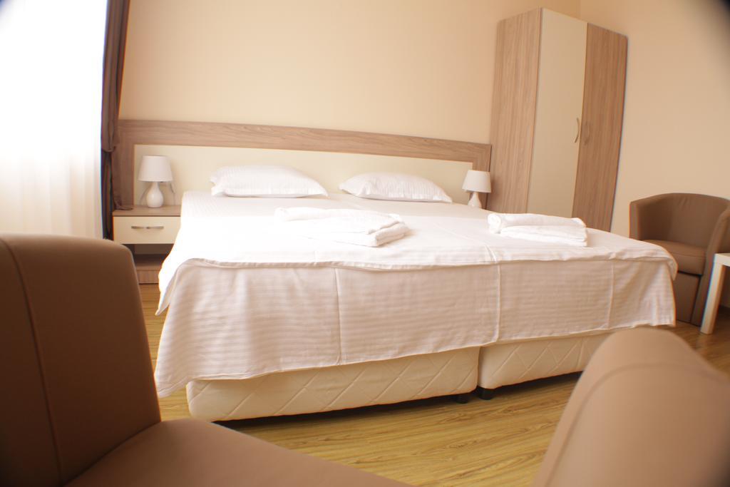 Aria Complex Apart otel Sveti Vlas Oda fotoğraf